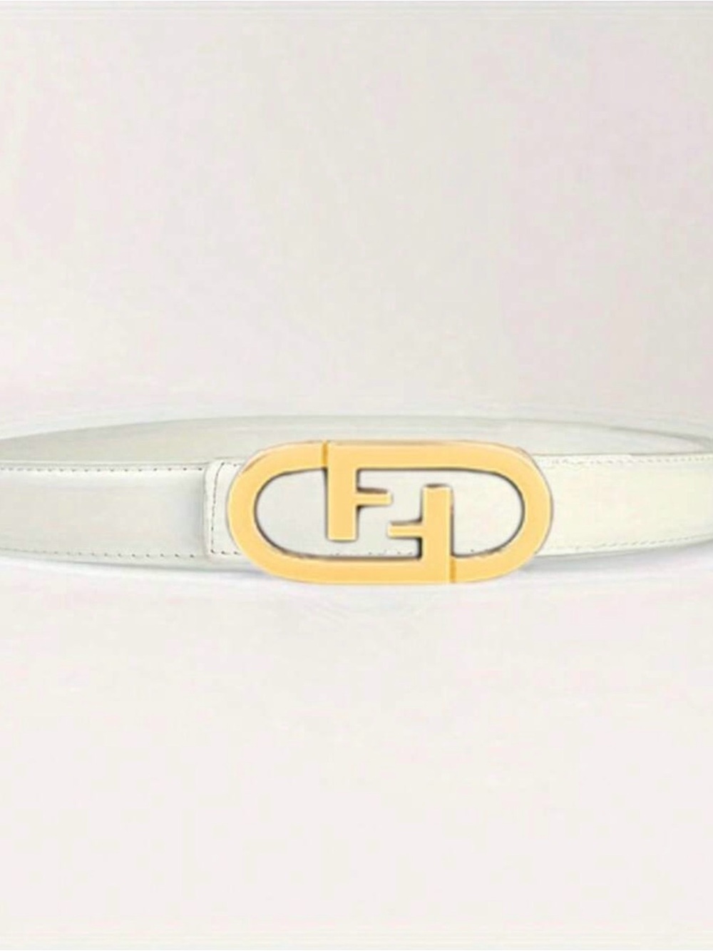 New Arrivals! White Leather Belt with Gold Interlocking Buckle